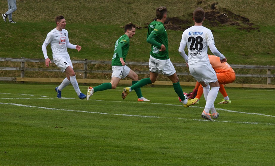 ÍBV_2023_fotb