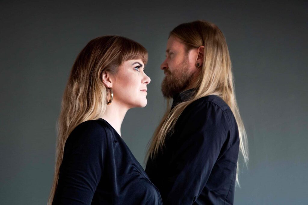 marina_ragnar_ads_min