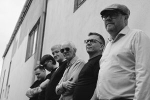 Edited in Tezza with: ESPRESSO